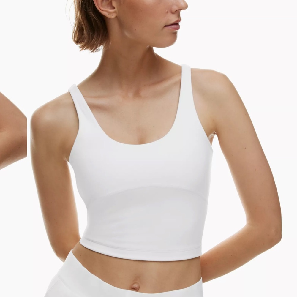 Aritzia TnAction Tnabutter Bound Sports tank NWOT